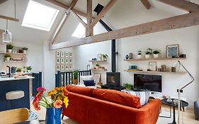 The Loft House - Beautiful House In Best Location